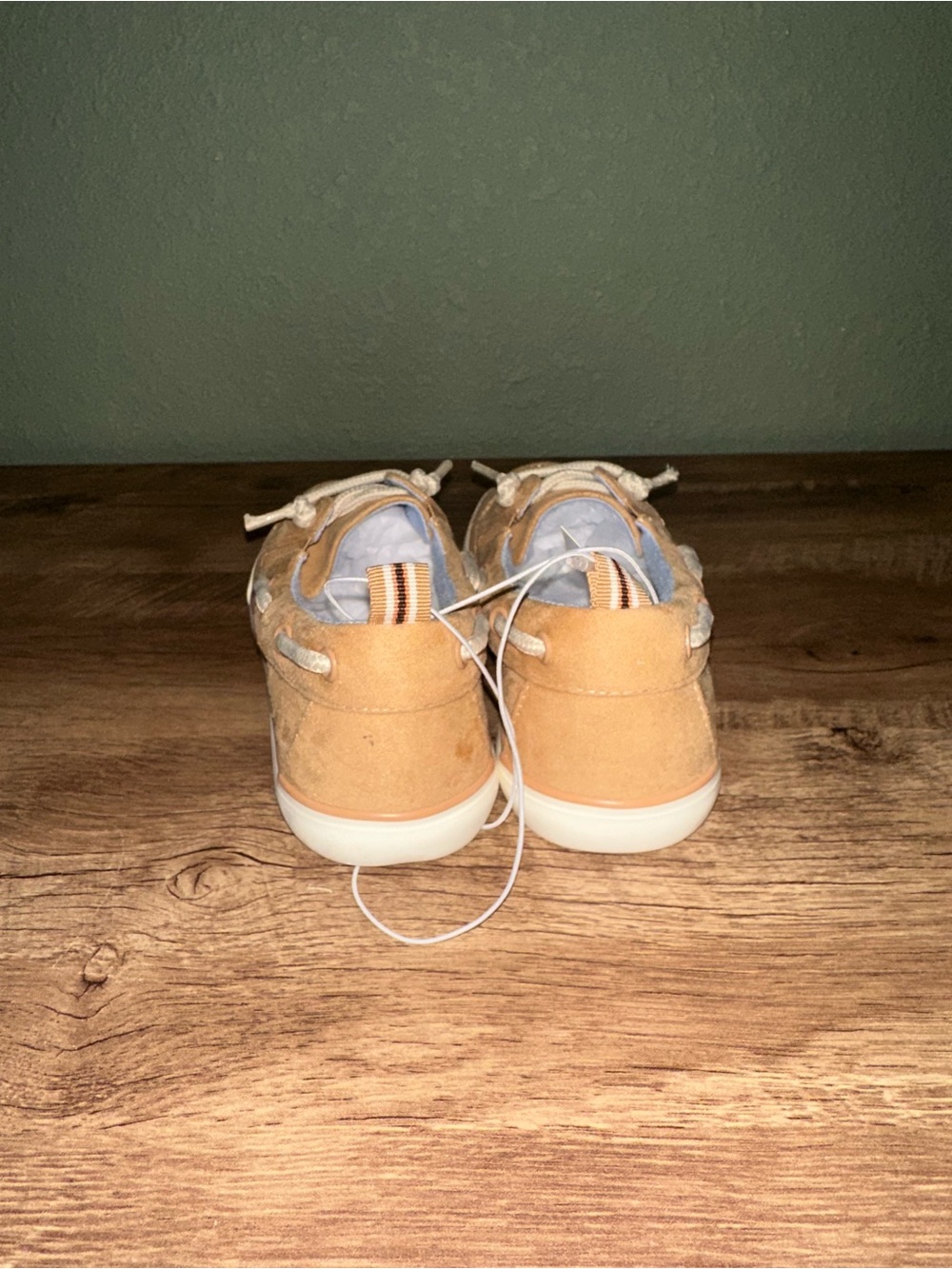 Cat & Jack youth shoes size 4. NWT! - Picture 2 of 4